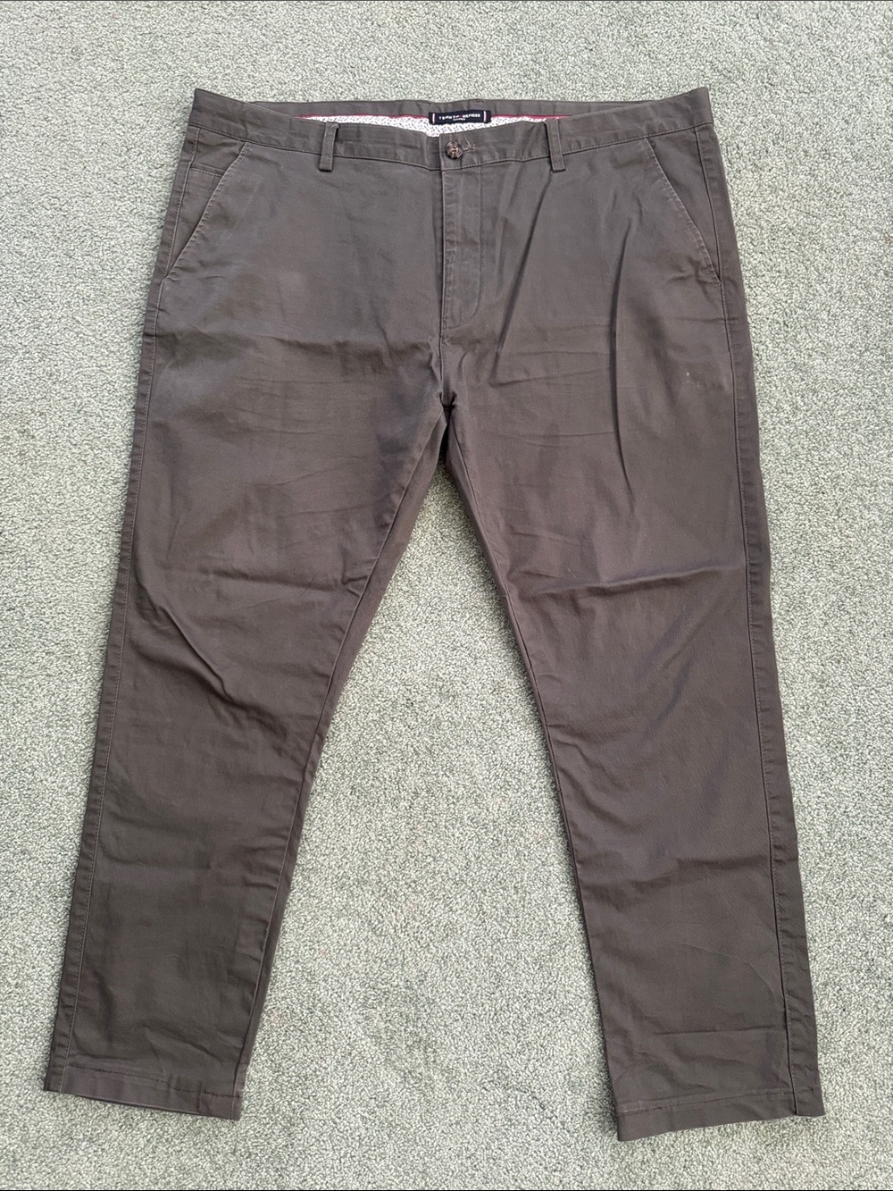 Tommy Hilfiger Men's Dark Brown Slim Chinos